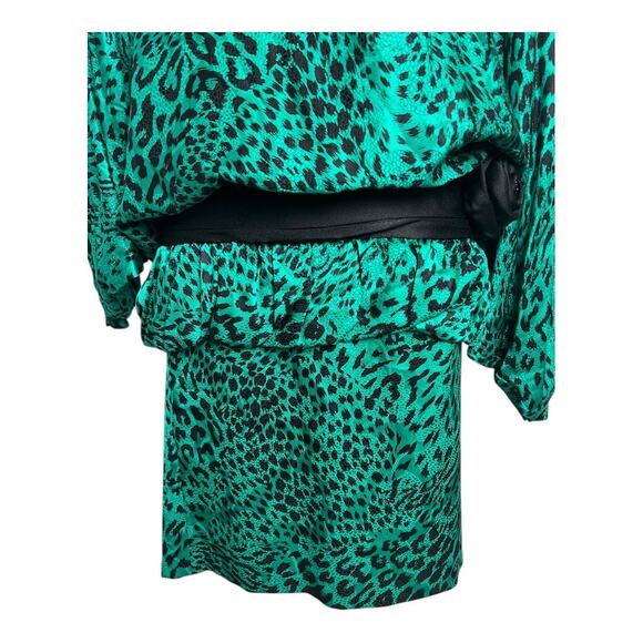 Vintage 80s Silk Cocktail Dress Slouchy Retro Animal Print Oversized Theme M - Picture 2 of 7